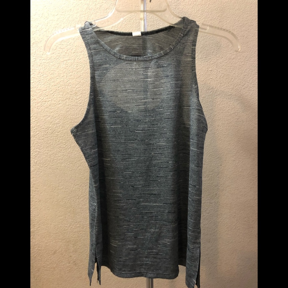 New Balance Sport muscle tees